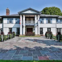 Photo of Heintzman House
